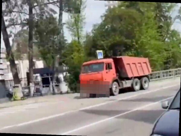 Опаздывал на работу: В Адлере задержали нетрезвого водителя КАМАЗа