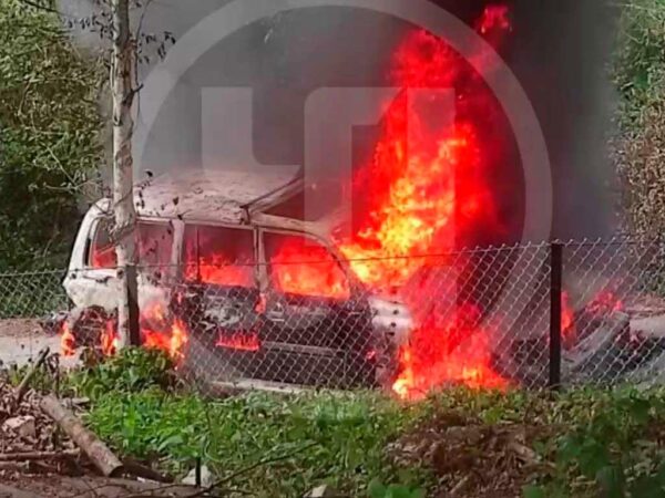 Вчера в Сочи произошли два случая возгорания автомобилей.