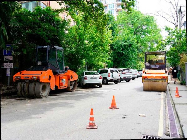 Более 23 млн рублей выделено на ремонт дворовых проездов в Сочи