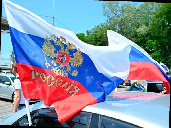 Автомотопробег в честь Дня России прошел по улицам Сочи