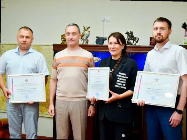 Лучшие специалисты Сочи получили почетные грамоты за свой вклад в развитие региона