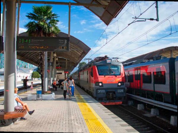 СКЖД напоминает о безопасности на железной дороге