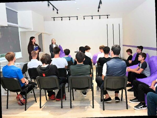 В микрорайоне Донская открылся обновленный молодежный центр