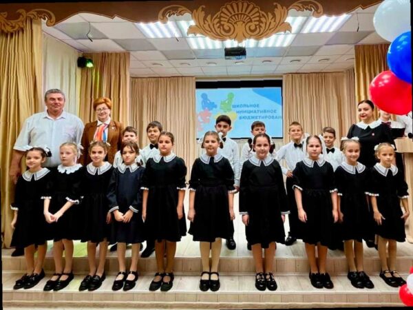 В сочинских школах открылись новые актовые залы