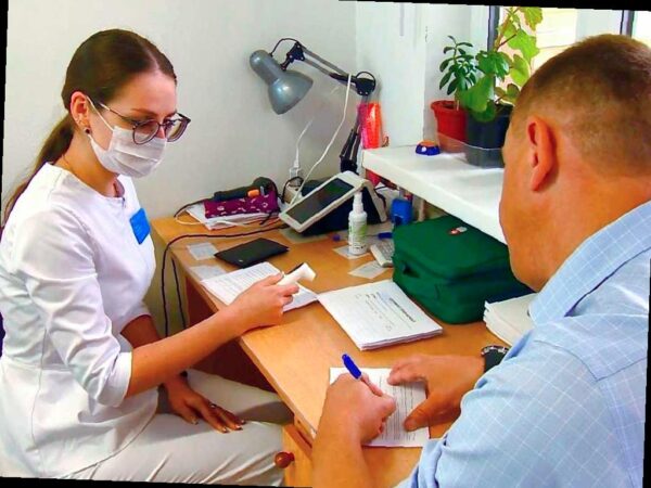 На предприятиях Сочи продолжается вакцинация от гриппа