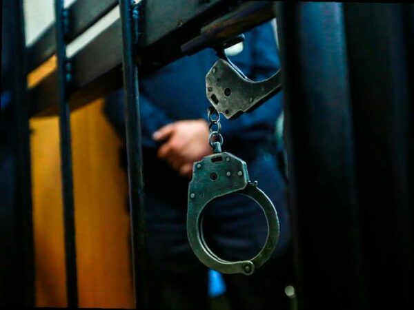 Двое приезжих в Адлере могут поплатиться за отдых в ночном клубе