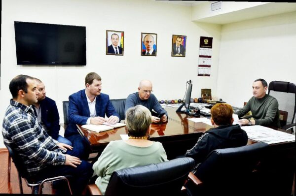 «Виктор Тепляков встретился с жителями микрорайона «Завокзальный»»