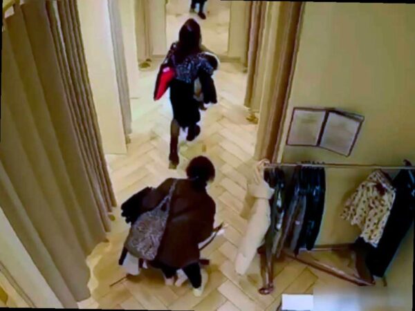 В Сочи задержаны две женщины за кражу в магазине