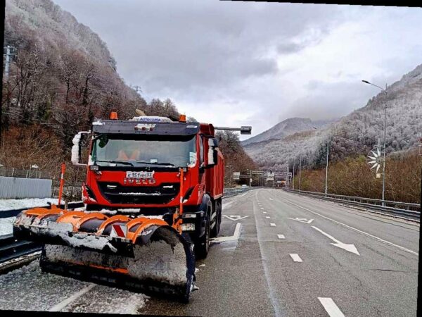 Запрет на въезд в Красную Поляну на летней резине скоро вступит в силу