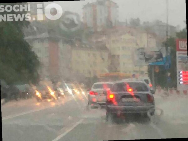 Дожди и грозы ожидаются в Сочи: советы жителям и гостям курорта