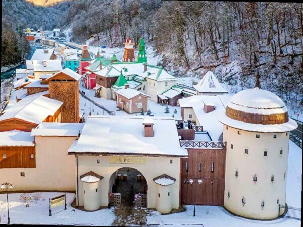 Вход в этнопарк «Моя Россия» в Сочи зимой будет бесплатным