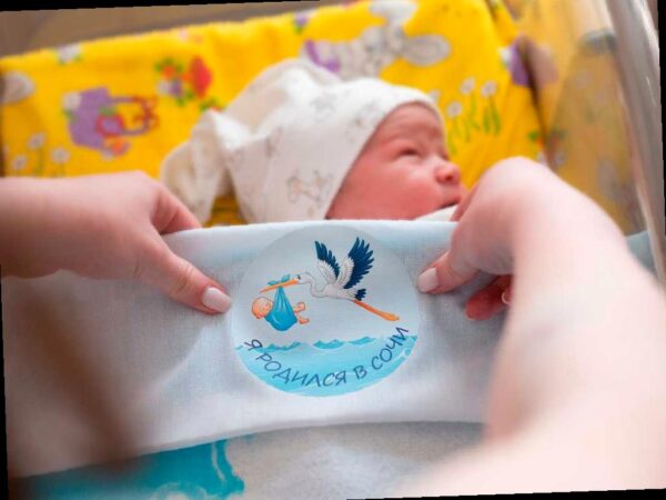 Двое детей родились в Сочи в первые часы 2026 года