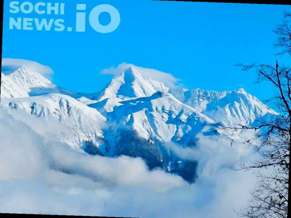 Горные курорты Сочи закрыли трасы из-за неблагоприятных погодных условий