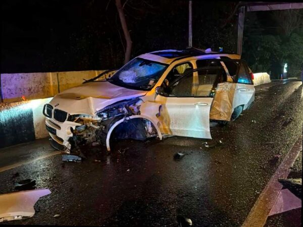 Несчастный случай в Сочи: пассажир погиб в результате опрокидывания «БМВ»