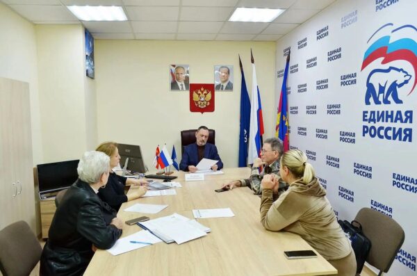 «Виктор Тепляков встретился с семьями участников СВО»