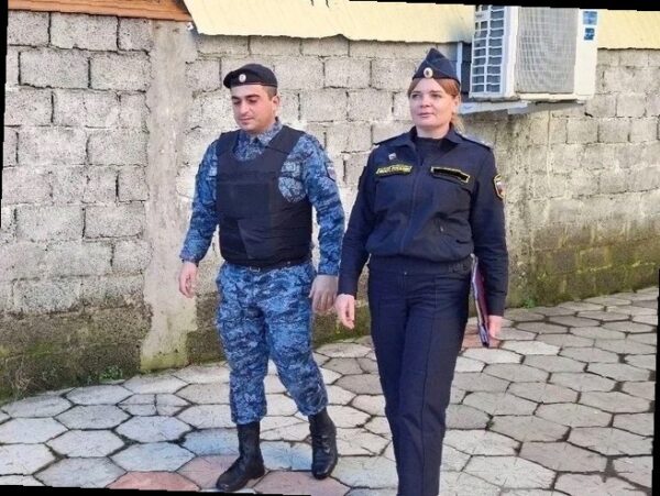 В Сочи незаконную столовую снесли после бездействия владельца