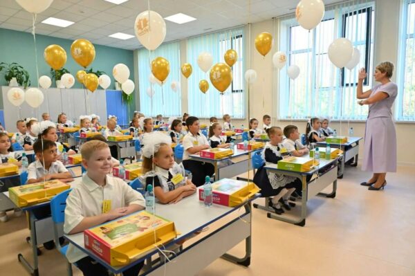 В Сочи стартовал приём в первые классы: школы ждут 6,5 тысячи учеников
