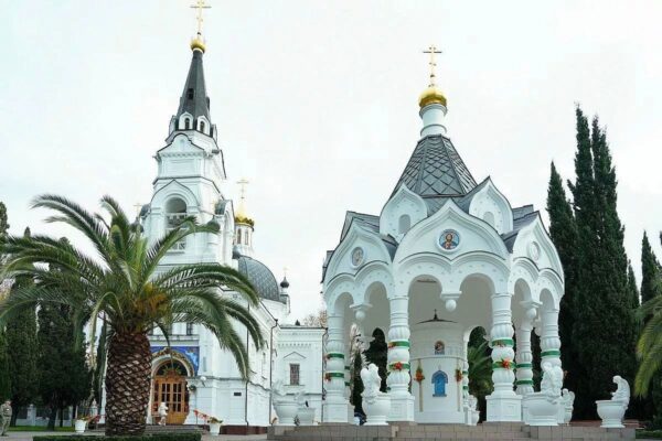 Главный храм Сочи — собор Михаила Архангела передан в федеральную собс