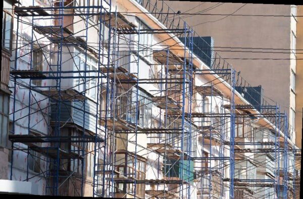 В Сочи на капремонт домов направят более 1,6 млрд рублей