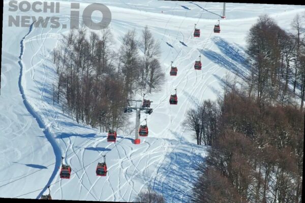 Горнолыжный сезон в Красной Поляне подходит к концу: названы даты закр